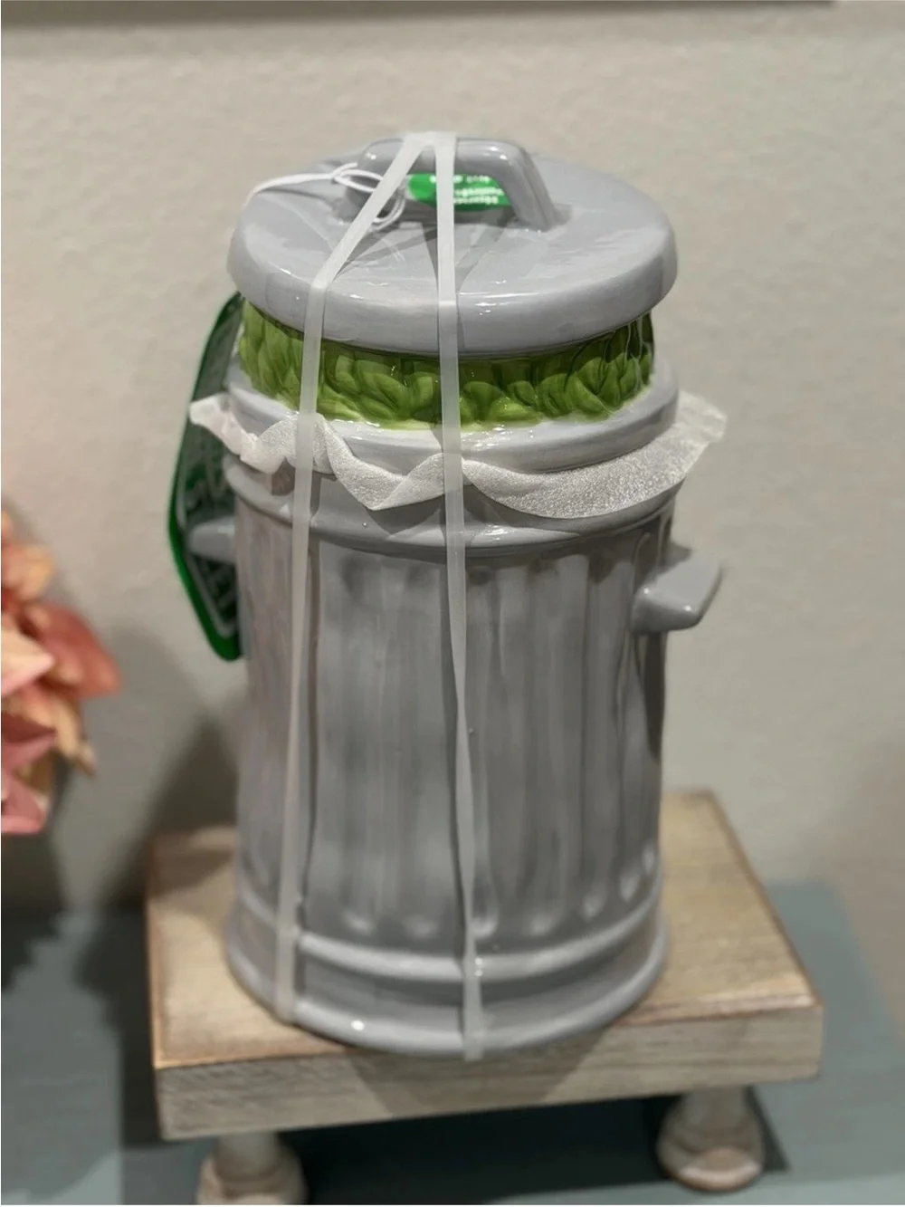 Oscar the Grouch Sesame Street Hand Painted Cookie Jar 11-inch